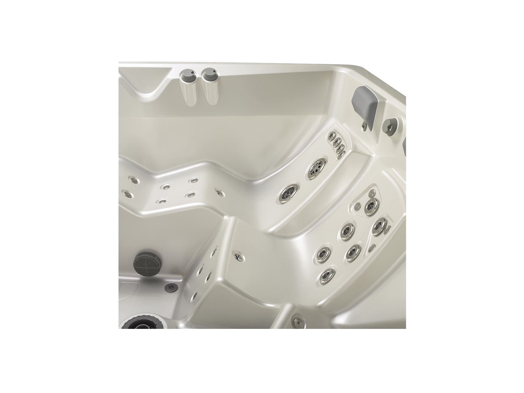 Innenansicht eines hochwertigen, modernen weißen USSPA Whirlpools mit zahlreichen Hydrotherapie-Jets, ergonomischen Features und eleganter Design – ideal für private Entspannung, Gesundheit und Wohlbefinden.